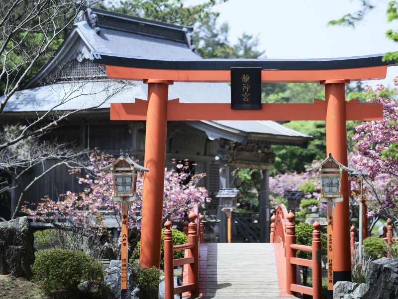 đền thờ Takayama Inari