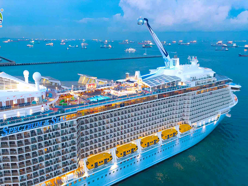 Các hoạt động giải trí trên du thuyền Spectrum of The Seas