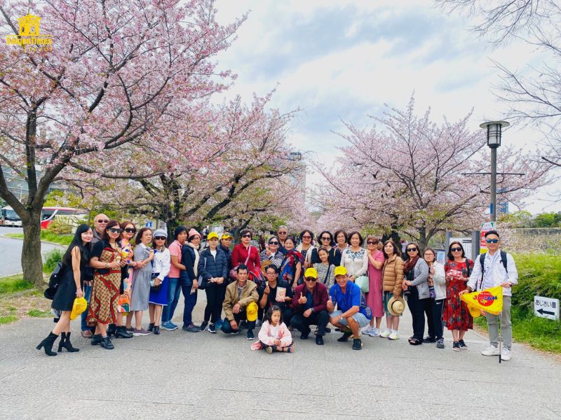 Tour du lịch Nhật Bản mùa xuân cùng hình đoàn