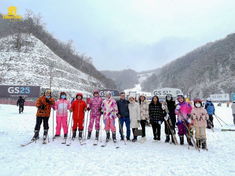 trượt tuyết tại Tour du lịch Nhật Bản mùa đông