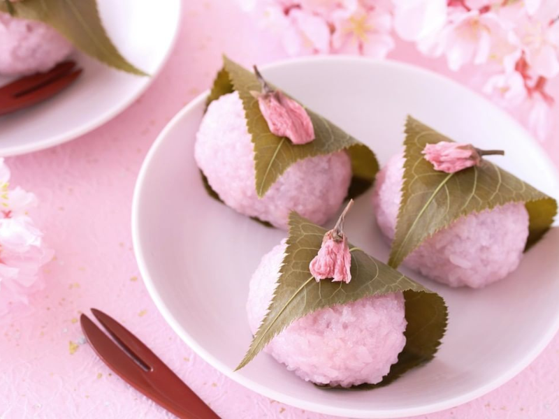 Món bánh Sakura mochi