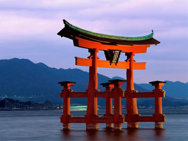 Nét đặc trưng của văn hóa Nhật Bản - Cổng Torri