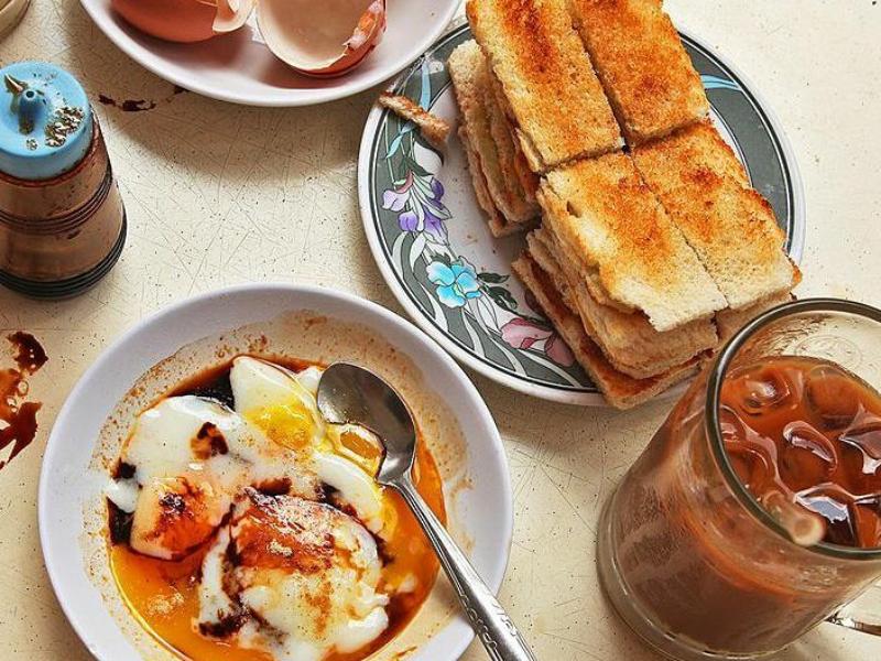 Kaya Toast và Trứng Lòng Đào - Đặc sản Singgapore