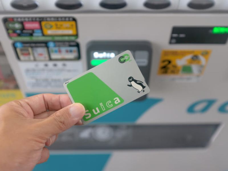 Thẻ Suica được sử dụng rộng rãi ở của hàng tiện lợi