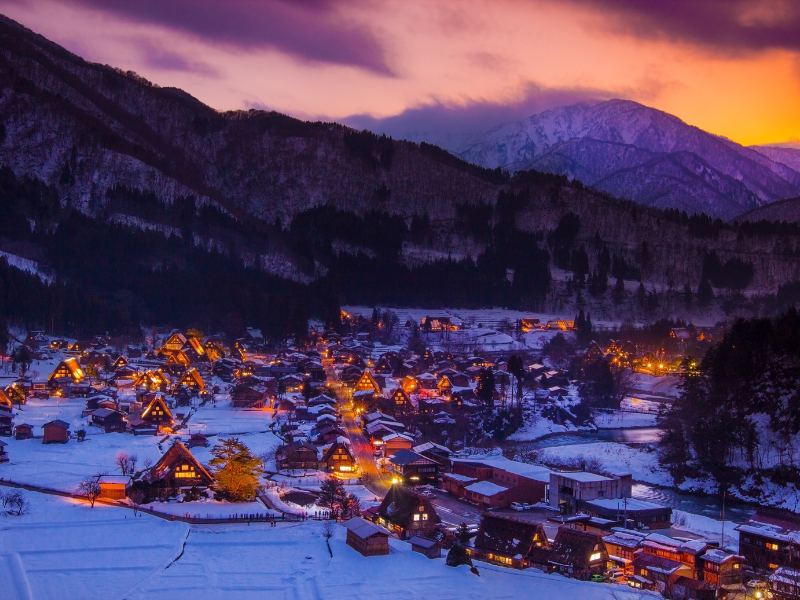 Lễ hội ánh sáng tại làng cổ Shirakawago