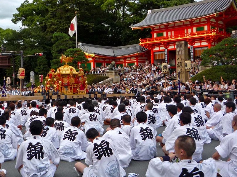 Lễ cầu nguyện tại Lễ hội Gion