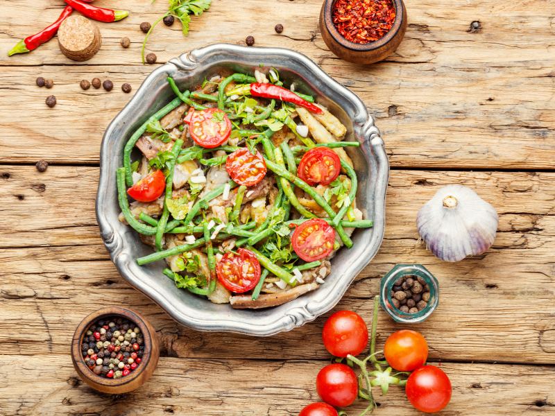 Salad cà chua và đậu đặc sản thái lan