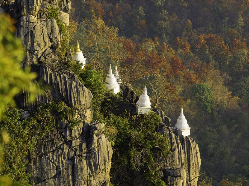 Wat Chaloem Phrakiat Phra Mongkut Rachanusorn