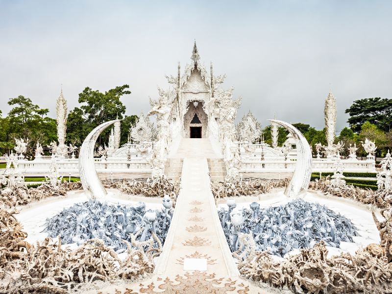 Cây cầu trắng Wat Rong Khun du lịch thái lan tháng 12