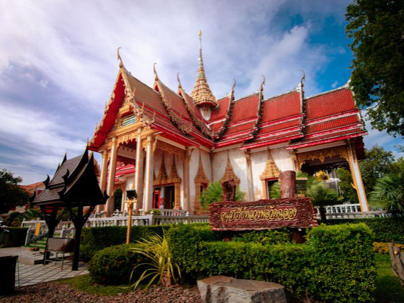 Đền Wat Chalong