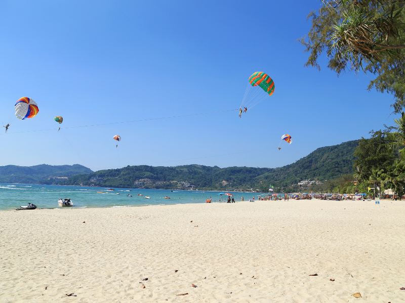 Bãi biển Patong 