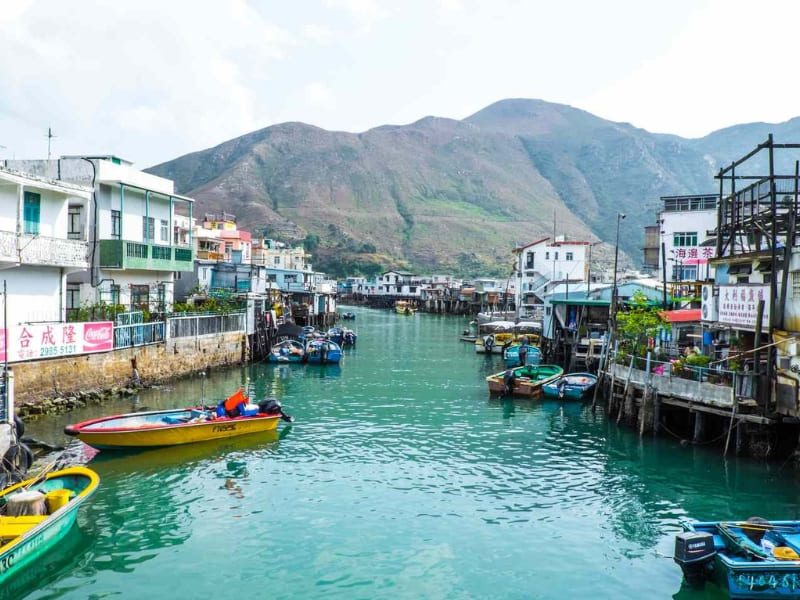 Làng chài cổ Tai O