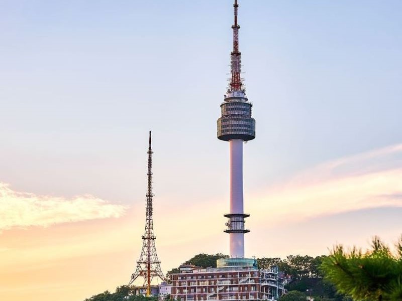 du lịch mùa xuân Hàn Quốc- tháp Namsan