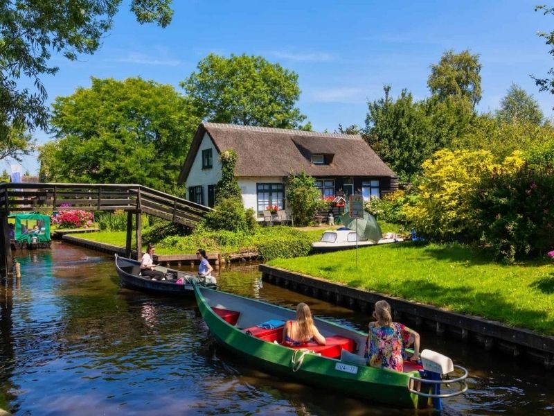 Làng Giethoorn, Hà Lan