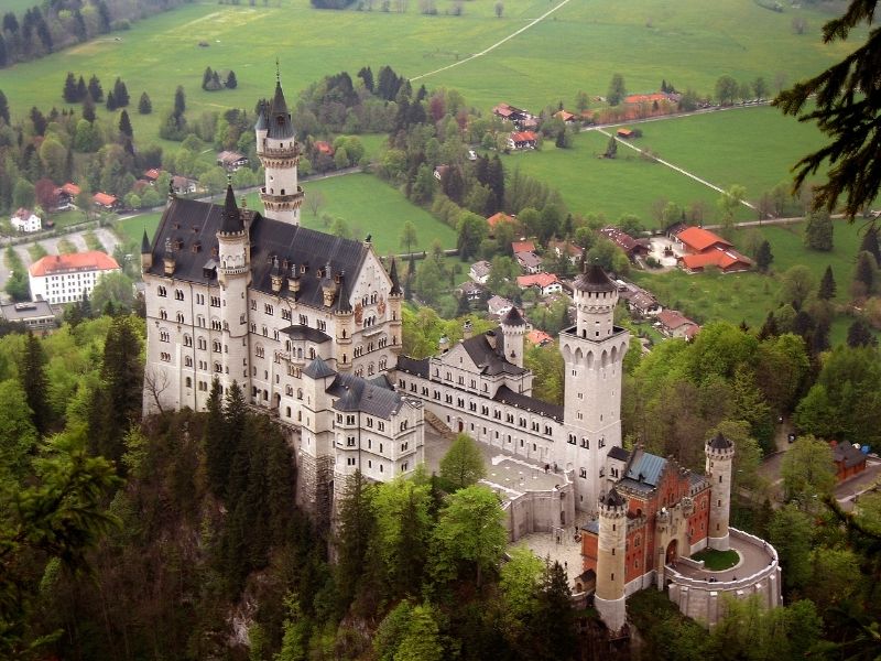 Lâu đài Neuschwanstein-Cảnh đẹp nước Đức