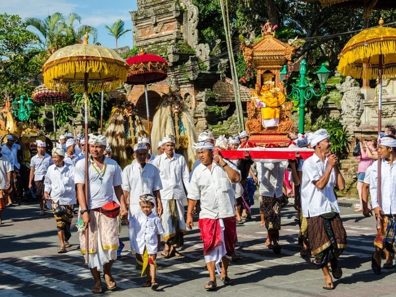 Lễ hội đền Bali Odalan - Du lịch Bali tháng 1