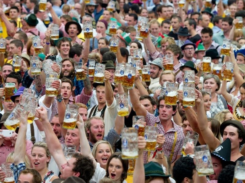 Lễ hội bia Oktoberfest tại Munich, Đức