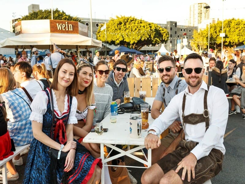 Oktoberfest - lễ hội bia lớn nhất thế giới