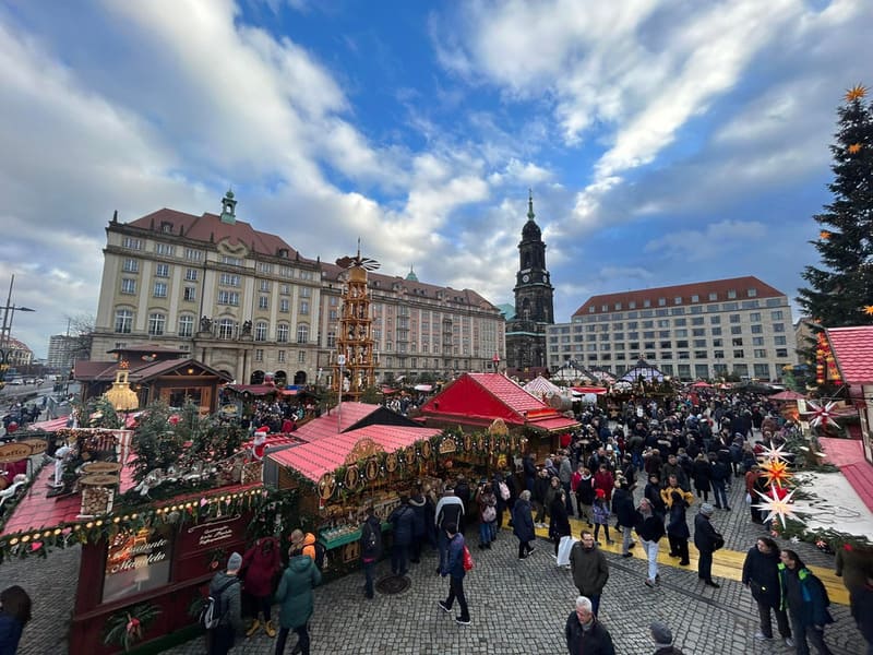 Dresden vào mùa đông ở Đức